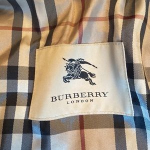Burberry Windbreaker (sz large, black)